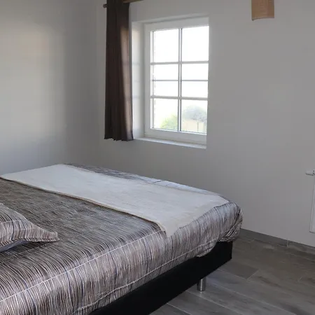 La Petite Mazure * Maulde